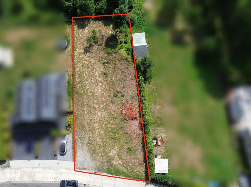 New to Idegem&lt;br /&gt;
Terrain à bâtir à Nuchten&lt;br /&gt;
Prix demandé : 212.500 euro&lt;br /&gt;
Ce terrain à bâtir très bien situé pour un développement ouvert