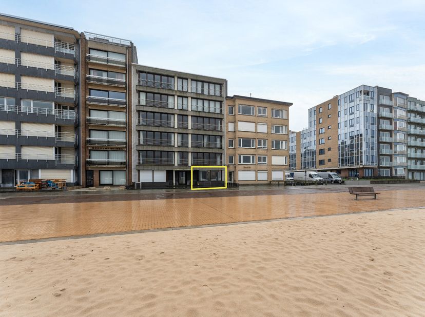 Sint-Idesbald-Digue de mer, Résidence Rialto, Appartement spacieux à 3 chambres à coucher sur la Digue de Mer, rez-de-chaussée.&lt;br /&gt;
&lt;br /&gt;
L&#039;apparte
