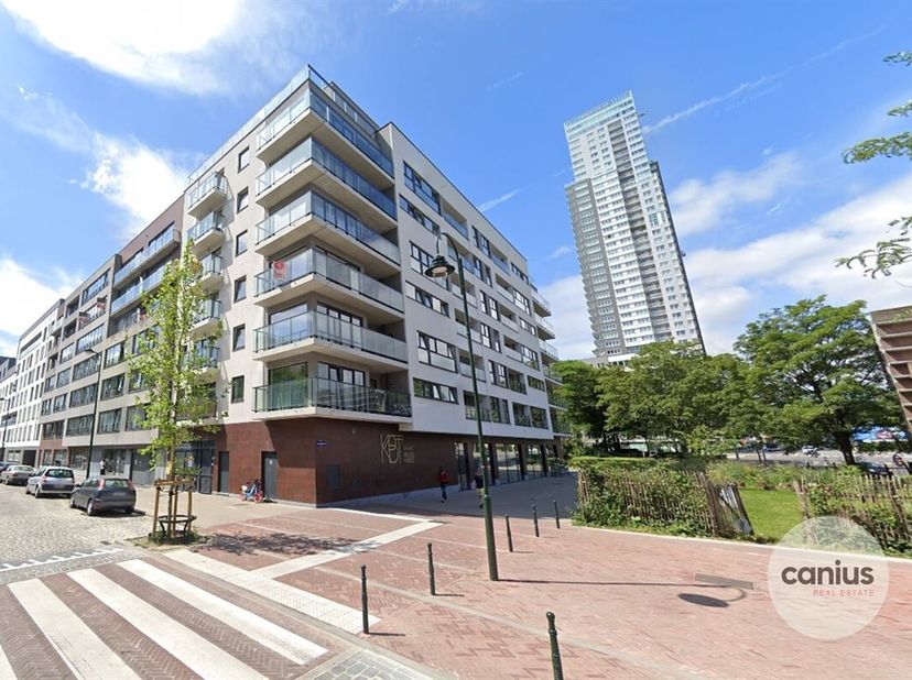 APP. AVEC 2 CHAMBRES + TERRASSE&lt;br /&gt;
La résidence Allée Verte est située sur le boulevard Hélihaven au numéro 50. Nous sommes à quelques pas de la ga