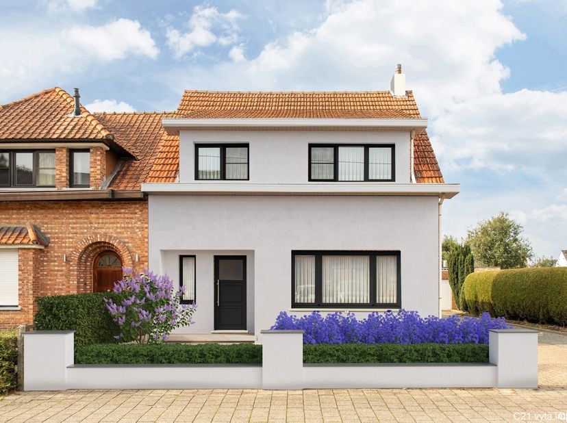 Charmante woning met renovatiepotentieel te koop in Pulle!&lt;br /&gt;
Bent u op zoek naar een een interessante kans met veel potentieel?&lt;br /&gt;
Deze charman