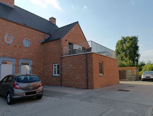                                         Duplex à vendre à Bilzen, € 427.000
