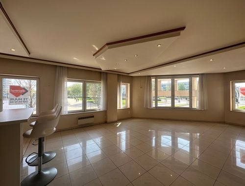                                         Appartement te huur in Oostende, € 950
