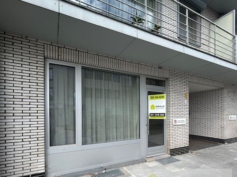 !! GELIEVE U PER MAIL AAN TE MELDEN!!&lt;br /&gt;
&lt;br /&gt;
IDEALIS VASTGOED  - Recent gerenoveerd, instapklaar appartement met 2 slaapkamers in hartje Neerpel