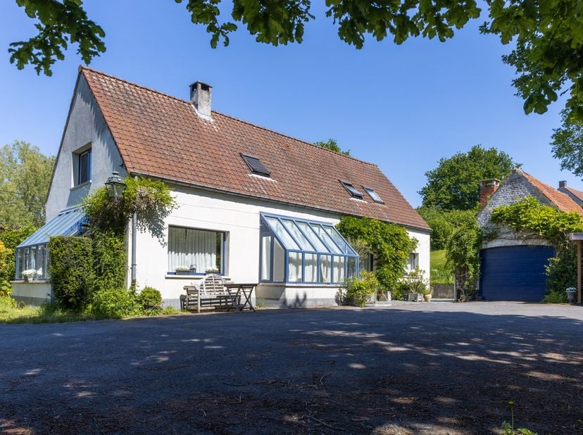 Rust en privacy in de Scheldevallei - woning met riante tuin.&lt;br /&gt;
&lt;br /&gt;
Te koop aangeboden rechtstreeks van eigenaars:&lt;br /&gt;
 &lt;br /&gt;
Charmante woni