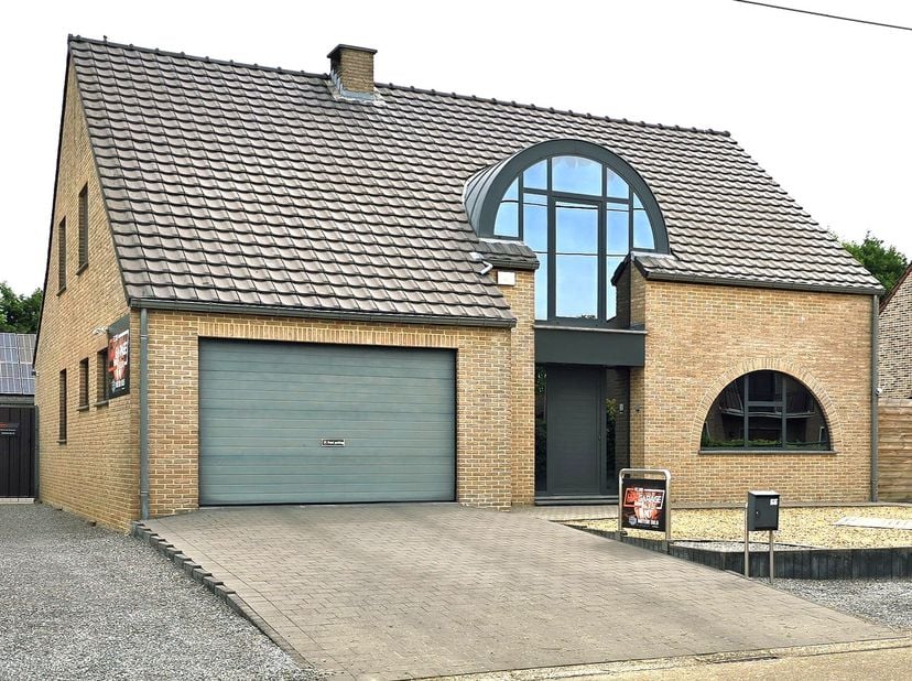 Maison à vendre
                    à 3540 Donk