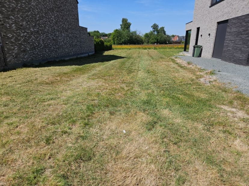 Terrain à vendre
                    à 9320 Erembodegem