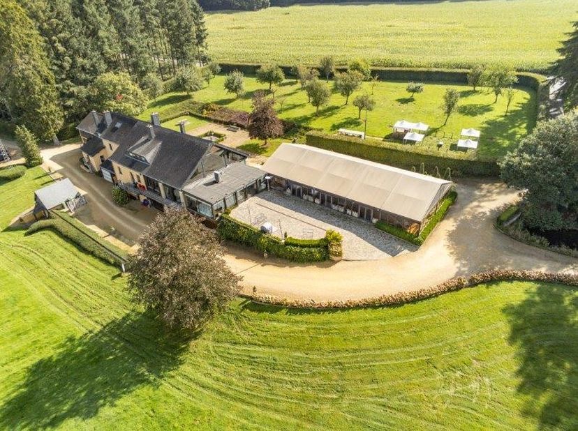 Un havre de paix à la frontière belgo-luxembourgeoise&lt;br /&gt;
Vous rêvez d&#039;une vie en harmonie avec la nature, entouré d&#039;eau, de forêts luxuriantes et d