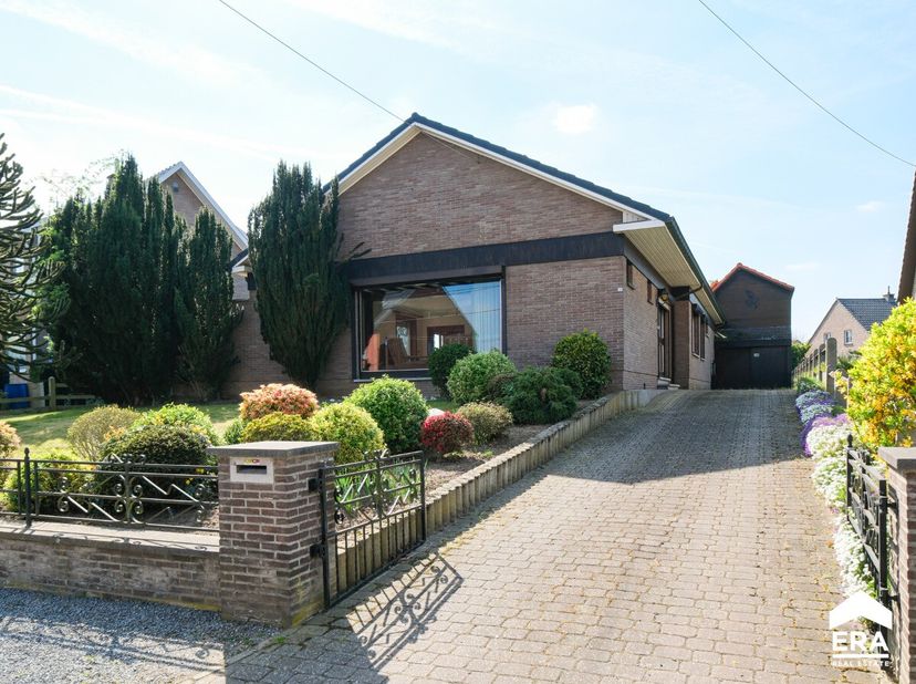 [[ CE BIEN PARTICIPE À LA JOURNÉE MAISONS OUVERTES ERA LE 14/6 DE 11:00 À 12:00 ]]&lt;br /&gt;
Ce bien participe à la Journée Maisons Ouvertes ERA. Visitabl