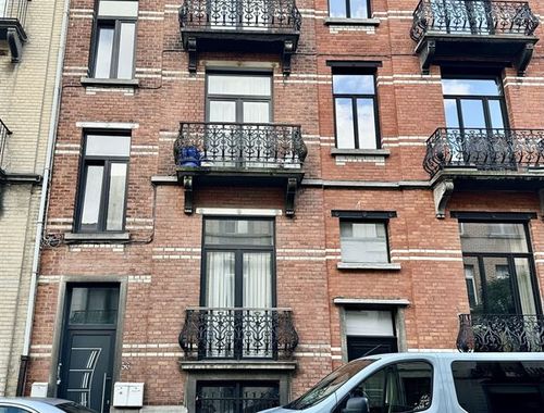                                         Maison unifamiliale à vendre à Laeken, € 450.000

