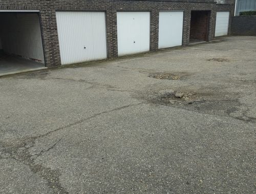                                        Box à vendre à Lummen, € 23.000
