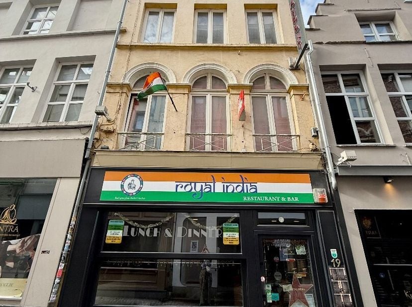 Bien professionnel à vendre
                    à 9000 Gent