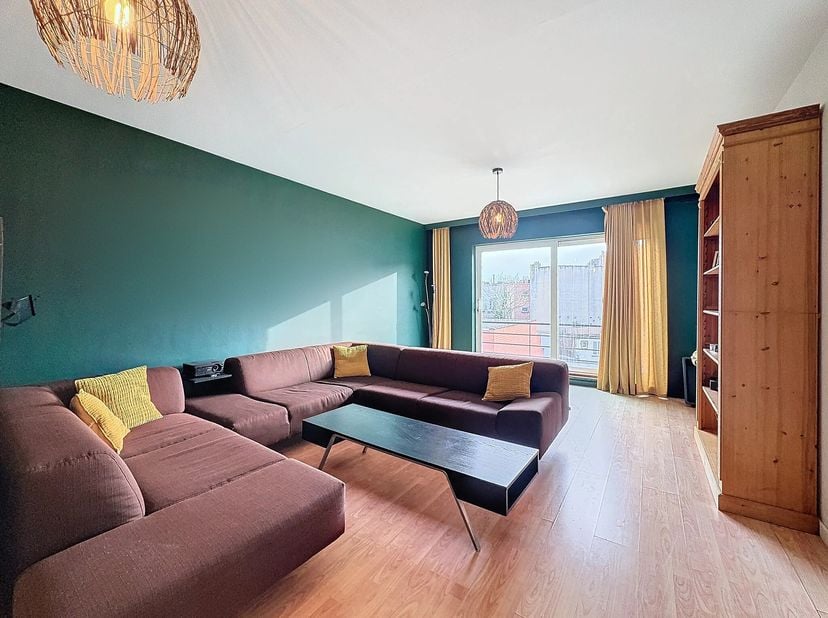 Cet appartement d&#039;une chambre est situé sur la place Saint-Jean, au cur de la ville d&#039;Anvers. La proximité des transports en commun et des principales