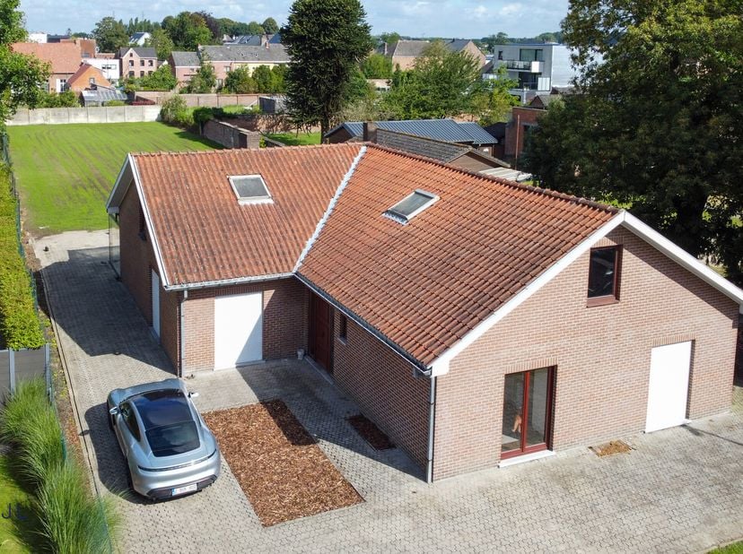 Maison à vendre
                    à 9260 Wichelen