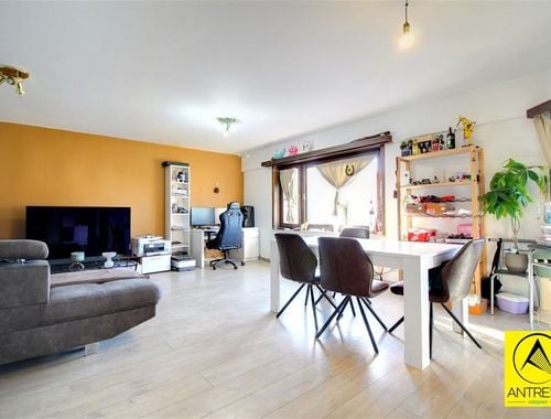                                         Appartement à vendre à Edegem, € 299.000
