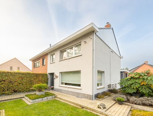                                         Woning te koop in Zandhoven, € 439.000
