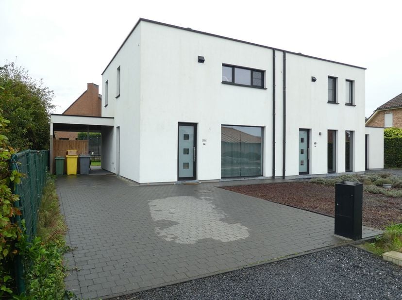 Maison à louer
                    à 2235 Westmeerbeek