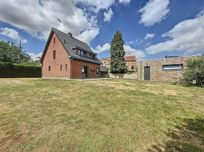 Maison à vendre
                    à 2070 Zwijndrecht