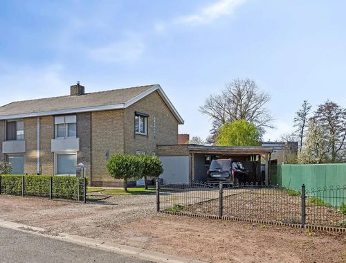                                         Maison à vendre à Waregem, € 323.000
