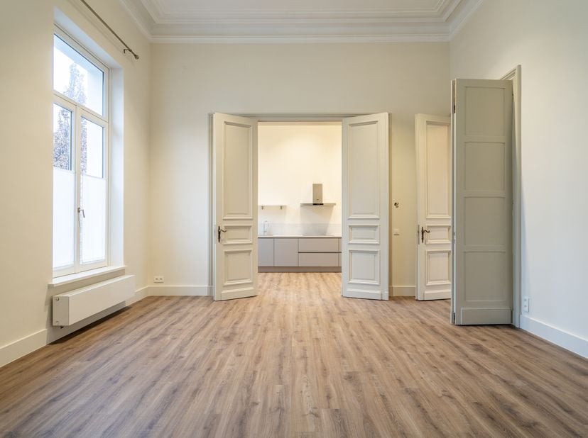 --- MARIE-ANTOINETTE --- &lt;br /&gt;
Entre le Begijnhof et le Prinsenhof, près de la Rabotstraat 62-64, se trouve le projet «Hof ter Wallen», un bâtiment h