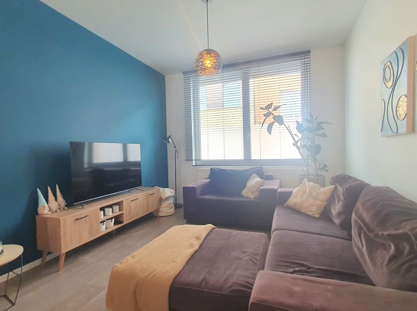 Cette belle maison de ville est située près du centre de Hasselt. Très bien situé au calme sur la Lazarijstraat, à quelques pas du centre de Hasselt.&lt;