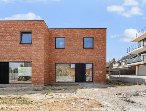                                         Woning te koop in Wevelgem, € 307.963,89
