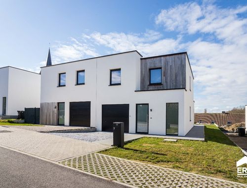                                         Eengezinswoning te koop in Wijtschate, € 350.000
