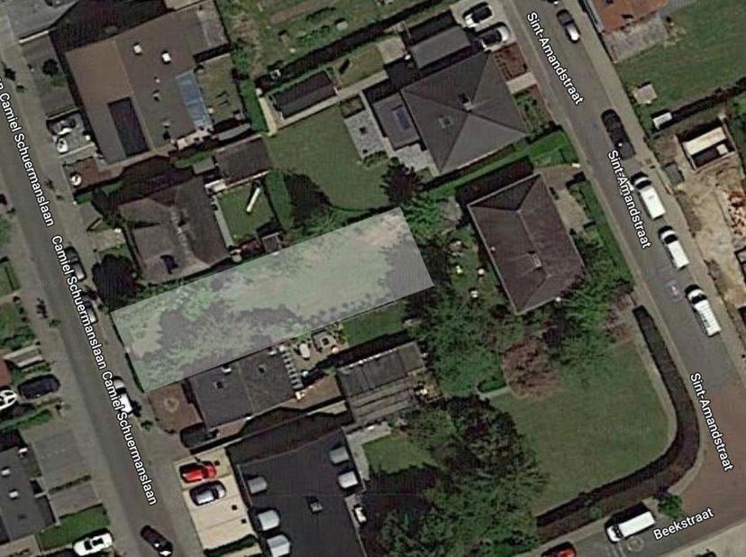 KORTENBERG - Terrain à bâtir très bien situé dans le centre de Kortenberg. Sur ce terrain, une maison trois façades peut être construite avec une prof