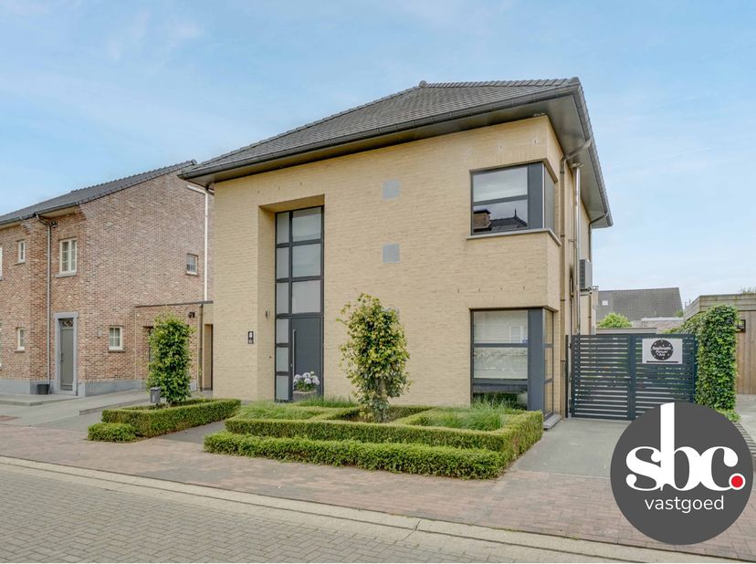 Prachtige energiezuinige woning in landelijke omgeving voorzien van alle modern comfort op een perceel van ca. 5a.&lt;br /&gt;
&lt;br /&gt;
Bouwjaar: 2005&lt;br /&gt;
&lt;