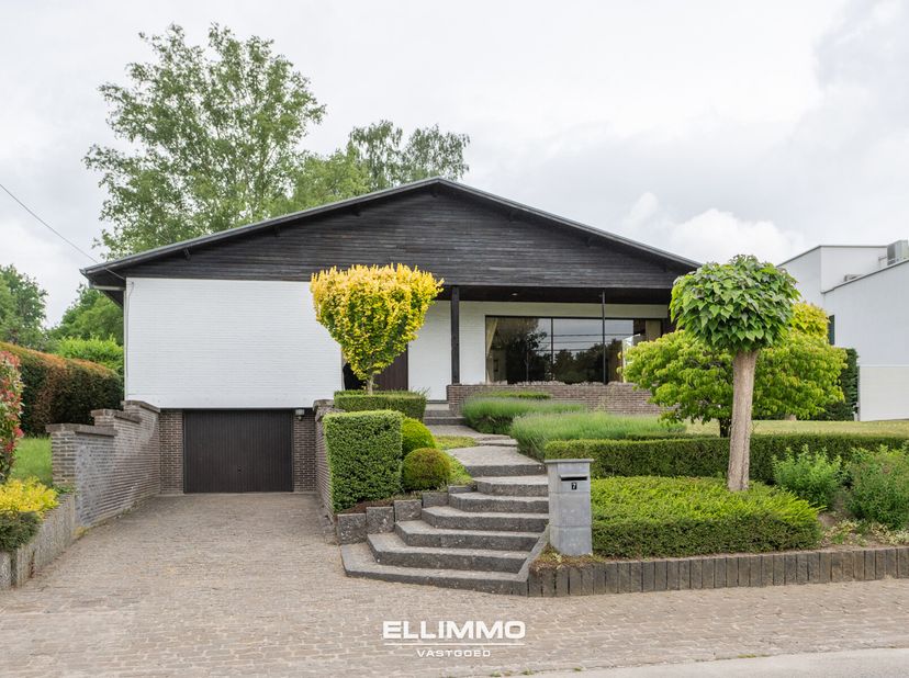 Maison à vendre
                    à 3730 Hoeselt