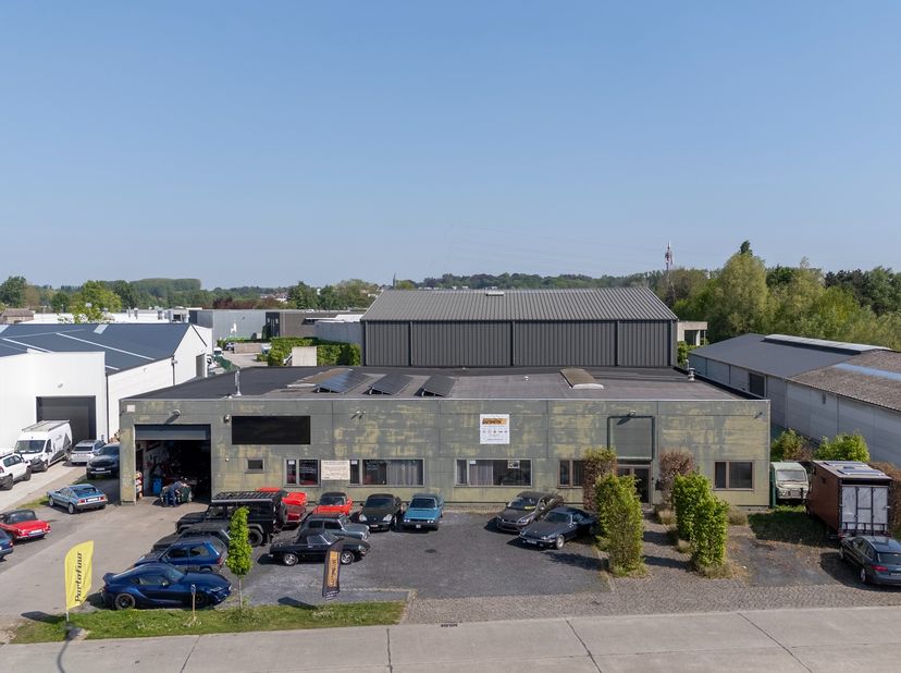 Bien professionnel à vendre
                    à 9890 Gavere