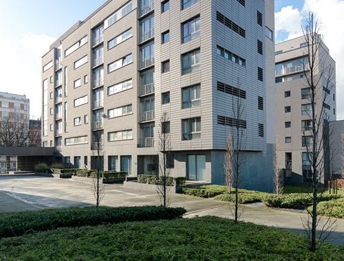                                         Appartement à louer à Schaerbeek, € 1.300
