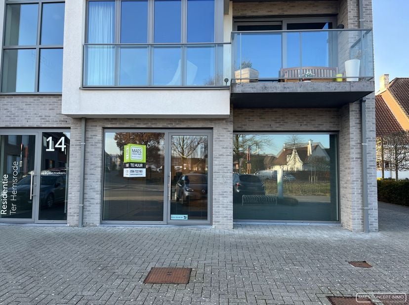 Bien professionnel à louer
                    à 8570 Anzegem