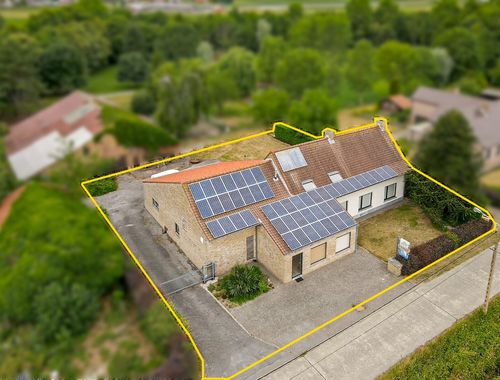                                         Villa à vendre à Koekelare, € 439.000
