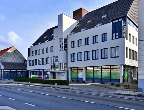                                         Bureaux à louer à Assebroek, € 1.450
