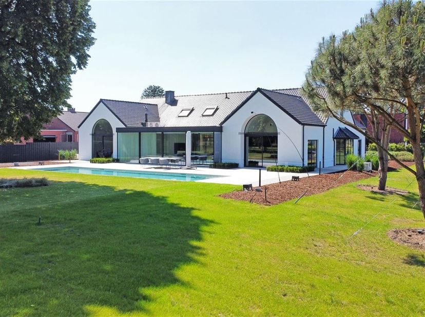 Maison à vendre
                    à 3520 Zonhoven