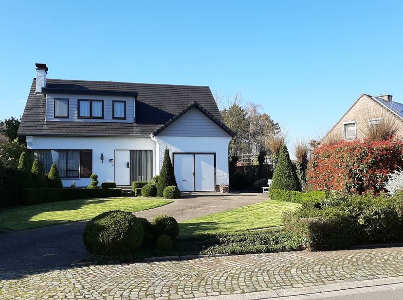 Maison à vendre
                    à 3540 Schulen