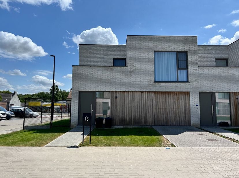 Maison à louer
                    à 8650 Houthulst