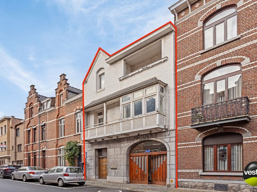 Bien professionnel à vendre
                    à 3800 Sint-Truiden