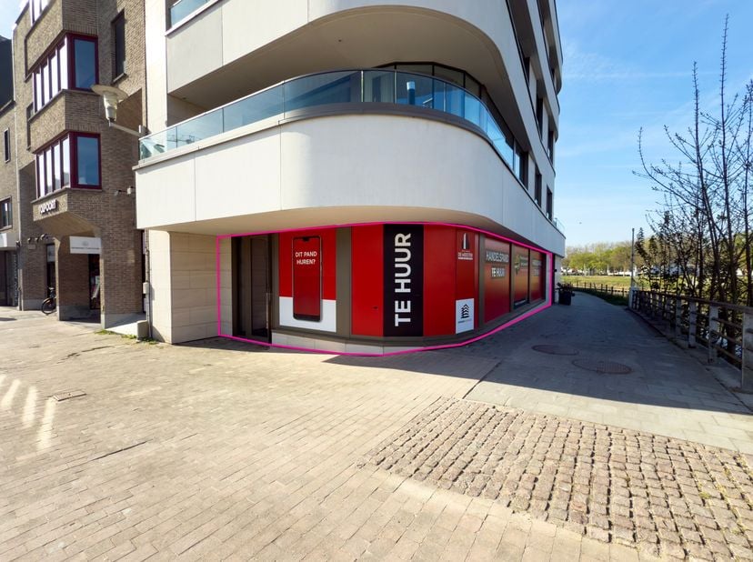 Stap binnen in een gloednieuw, stijlvol en modern handelspand, gelegen op een AAA-locatie in Deinze. Dit pareltje maakt deel uit van de prestigieuze R