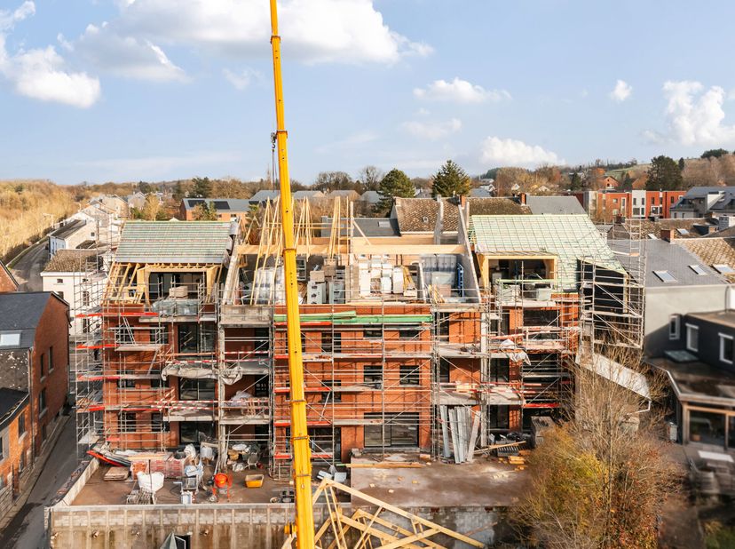 Marche-en-Famenne - Idéalement situé à proximité de la Gare et du centre-ville, spacieux et lumineux, APPARTEMENT NEUF (2CH/1SDB) de 102,60 m² avec TE