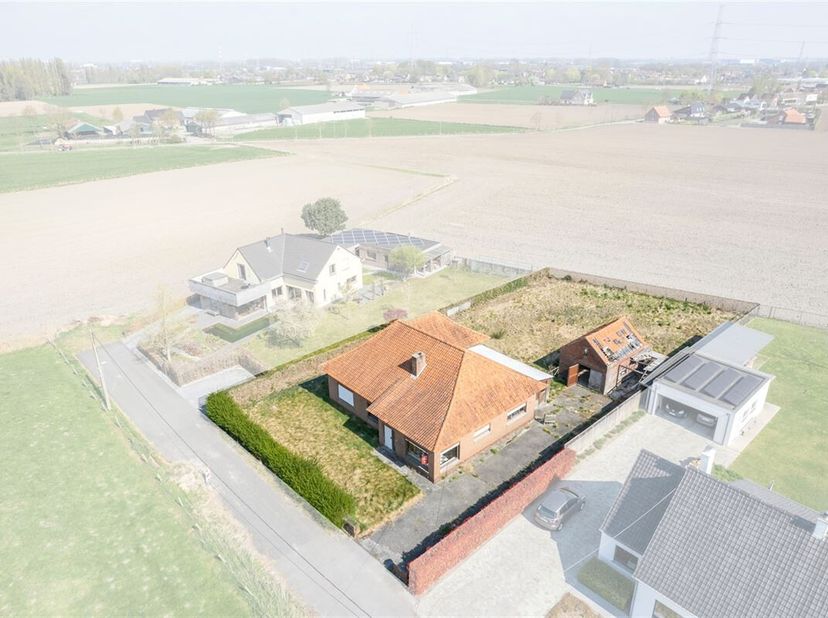 Terrain à vendre
                    à 8540 Deerlijk