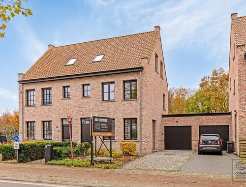                                         Maison à vendre à Zoersel, € 579.000
