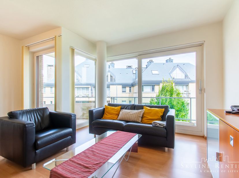 WP III F 2.3 - MIN. 1 JAAR CONTRACT - Gelegen in een rustige woonstraat, vlakbij Stockel, winkels en openbaar vervoer.&lt;br /&gt;
Lichtrijk appartement van