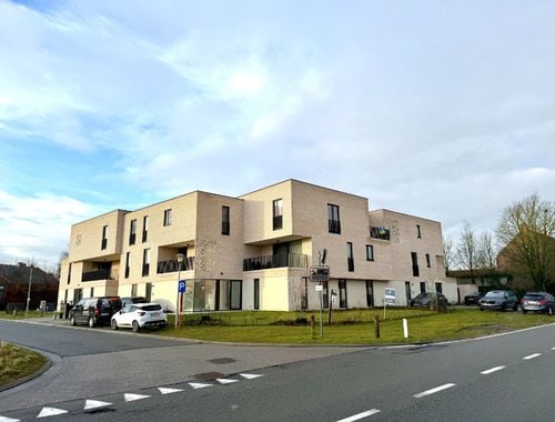                                         Appartement te huur in Kruishoutem, € 790
