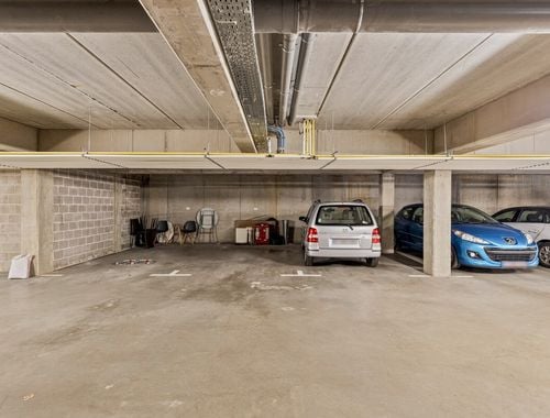                                         Garage te huur in Assebroek, € 50
